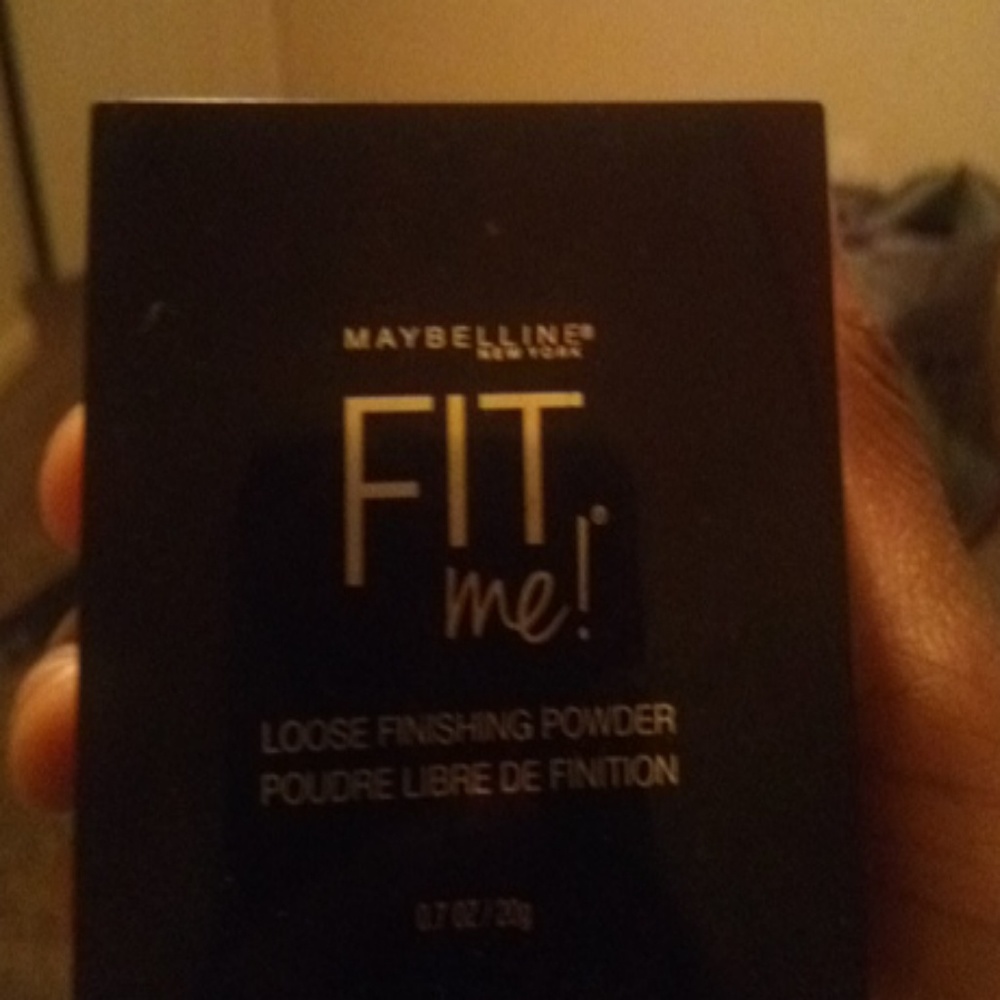 Maybeline fit me finishing powder